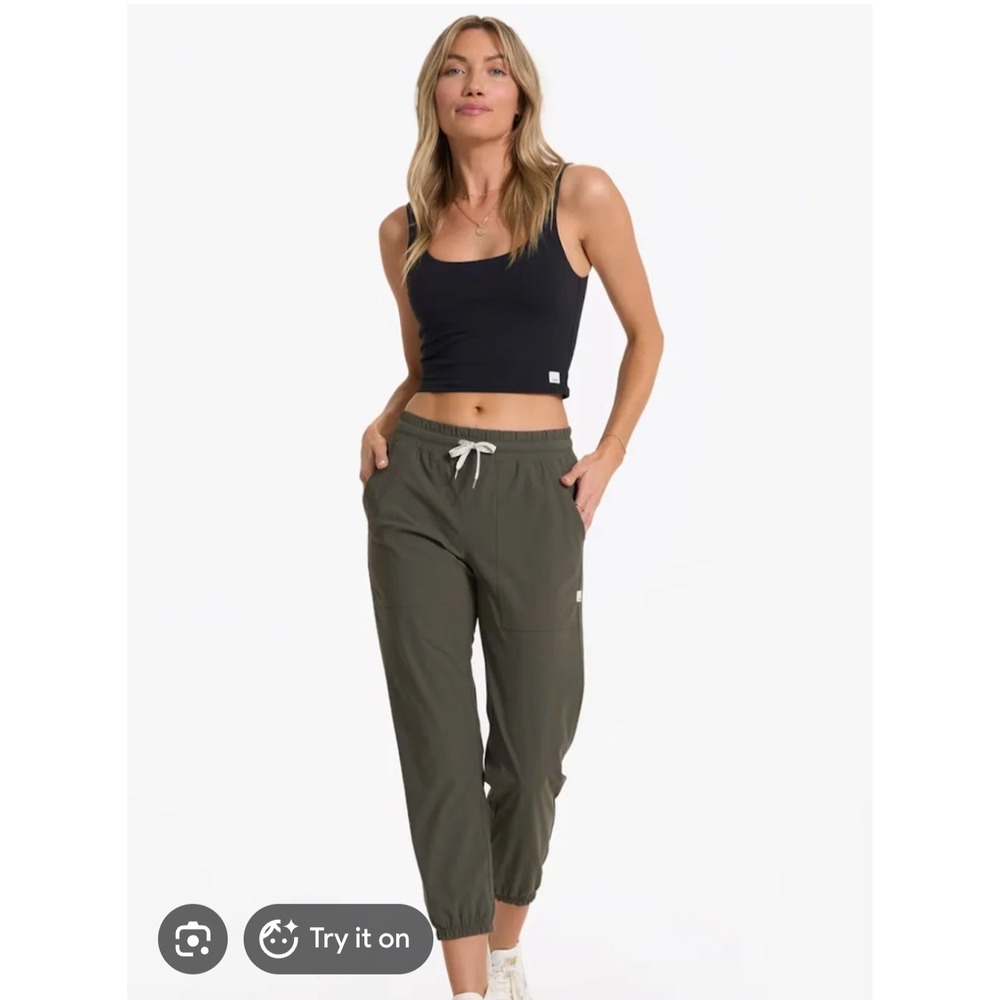 Vuori miles joggers oregano small performance athleisure travel casual
